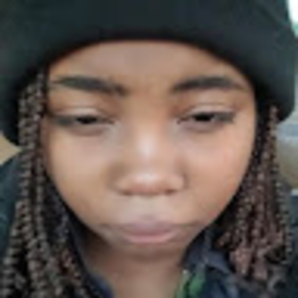 Meet your Posher, Naomi - Picture 1 of 1